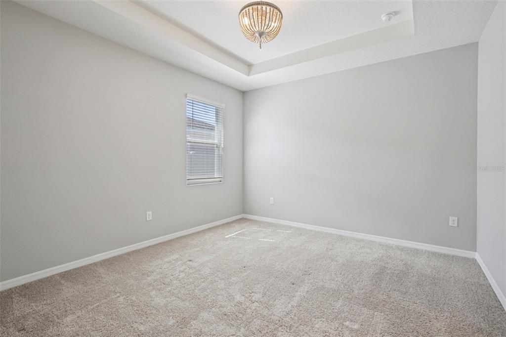 For Sale: $475,000 (4 beds, 3 baths, 2820 Square Feet)