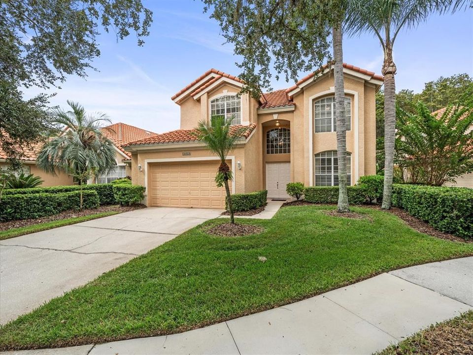 合同活跃: $785,000 (5 贝兹, 3 浴室, 3251 平方英尺)