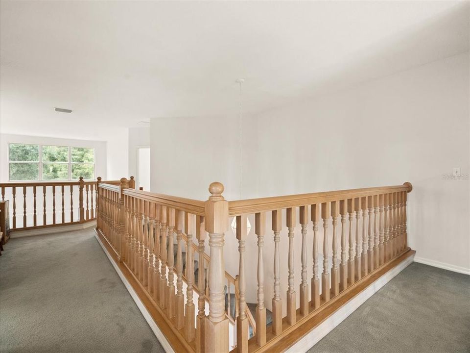 合同活跃: $785,000 (5 贝兹, 3 浴室, 3251 平方英尺)