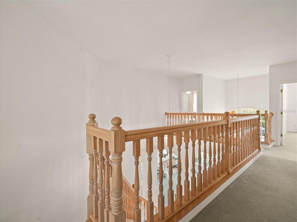 合同活跃: $785,000 (5 贝兹, 3 浴室, 3251 平方英尺)