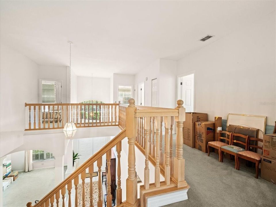 合同活跃: $785,000 (5 贝兹, 3 浴室, 3251 平方英尺)