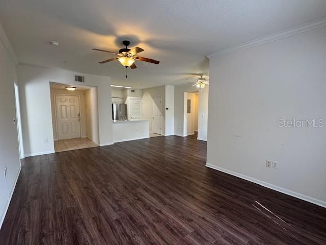 For Rent: $2,750 (3 beds, 2 baths, 1451 Square Feet)