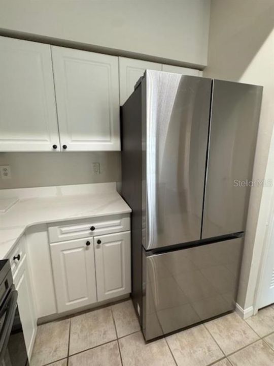 For Rent: $2,750 (3 beds, 2 baths, 1451 Square Feet)