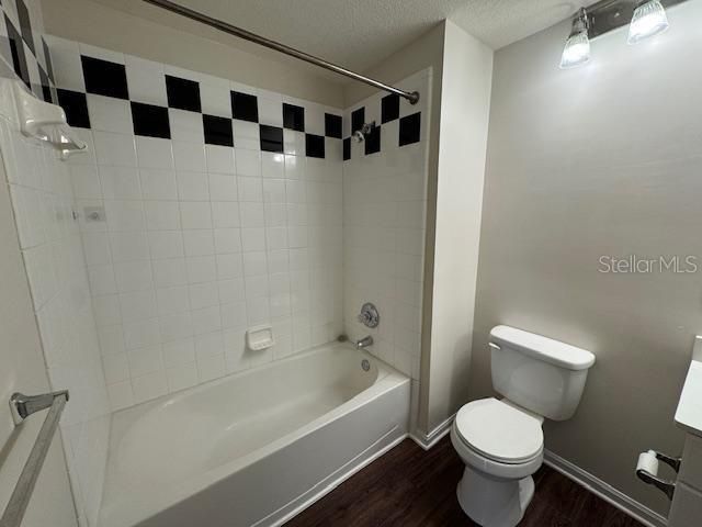 For Rent: $2,750 (3 beds, 2 baths, 1451 Square Feet)