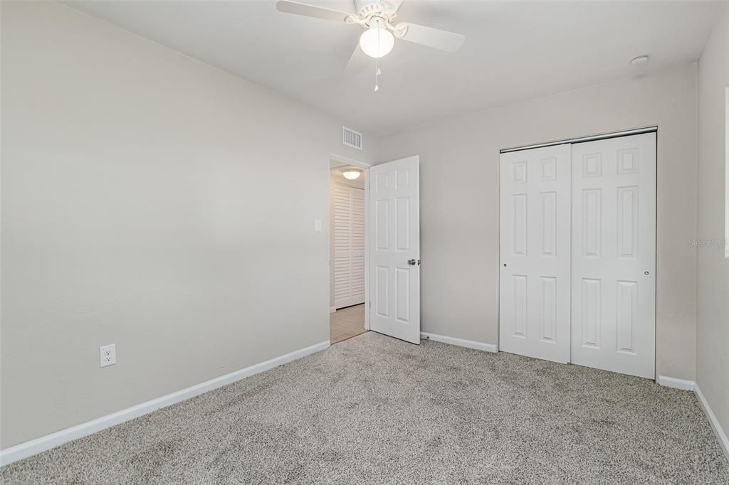 На продажу: $219,950 (3 спален, 1 ванн, 1129 Квадратных фут)