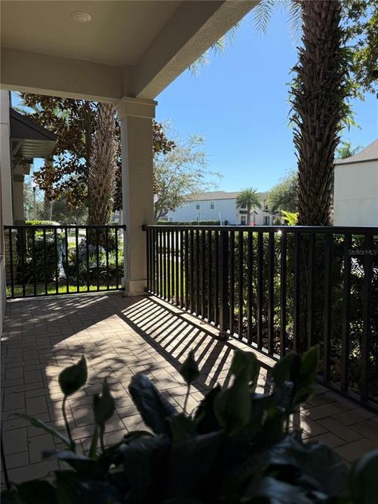 Active With Contract: $2,900 (3 beds, 2 baths, 1980 Square Feet)