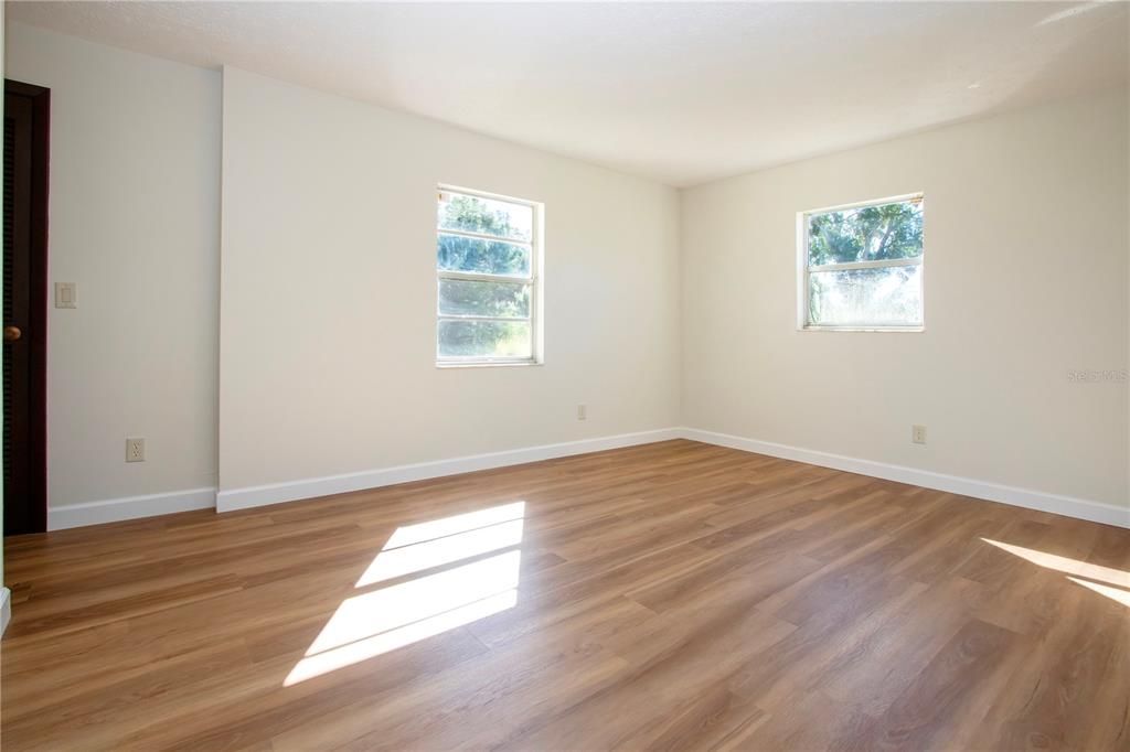 待售: $414,000 (3 贝兹, 3 浴室, 2085 平方英尺)