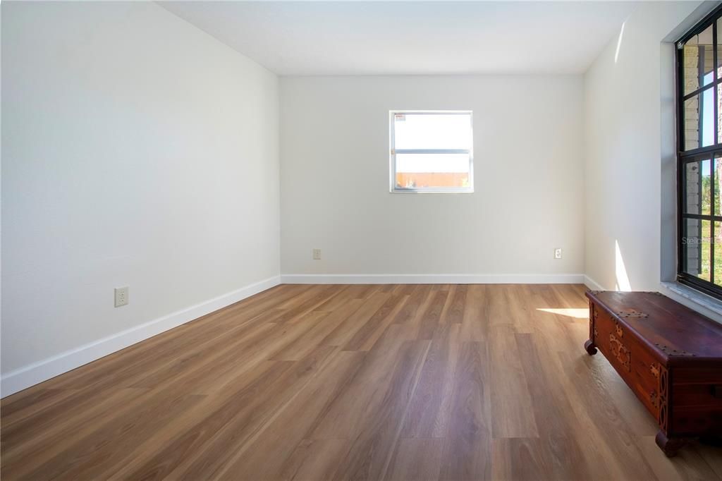 待售: $414,000 (3 贝兹, 3 浴室, 2085 平方英尺)