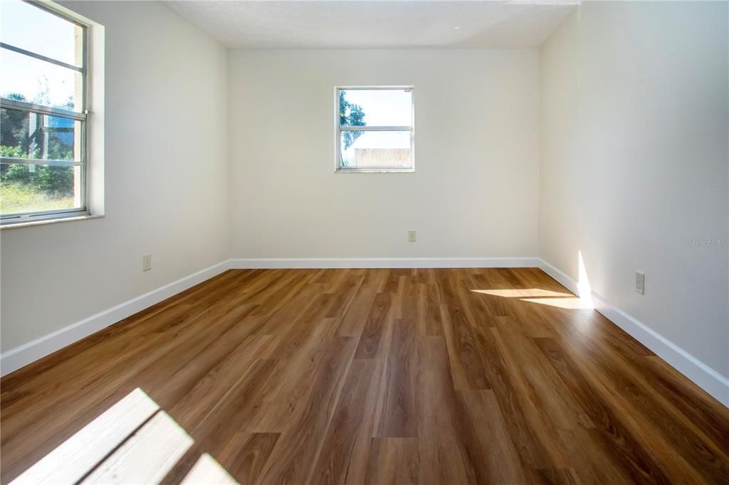 待售: $414,000 (3 贝兹, 3 浴室, 2085 平方英尺)