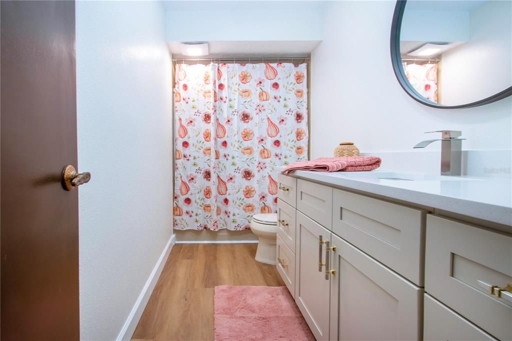 待售: $414,000 (3 贝兹, 3 浴室, 2085 平方英尺)