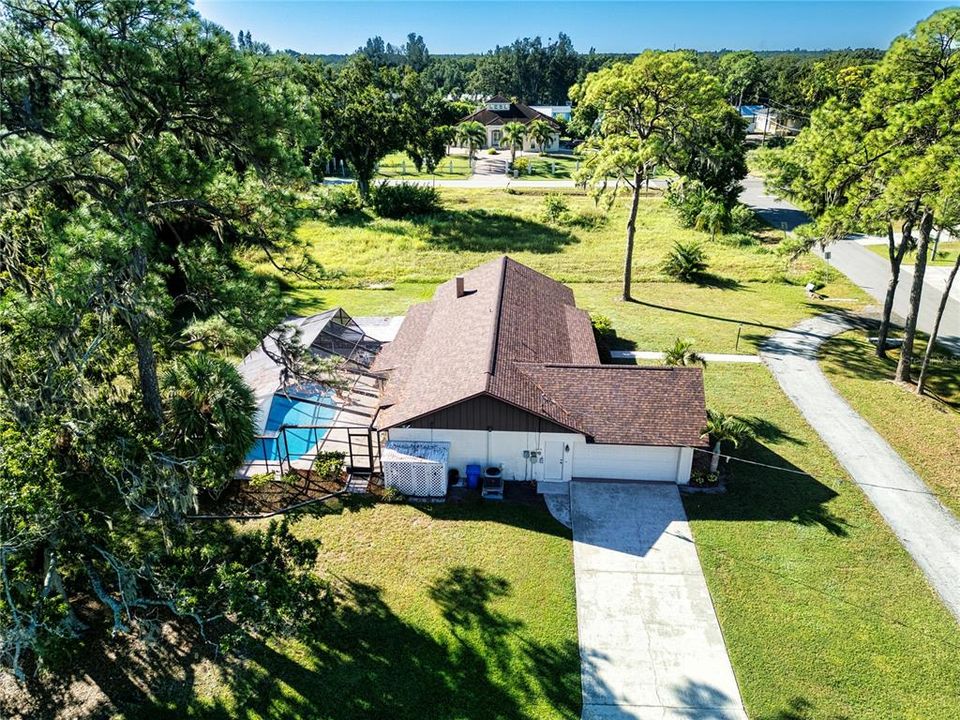 待售: $414,000 (3 贝兹, 3 浴室, 2085 平方英尺)