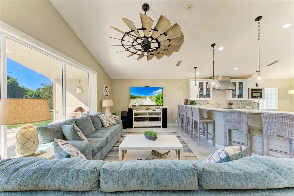 Activo con contrato: $450,000 (3 camas, 2 baños, 1657 Pies cuadrados)