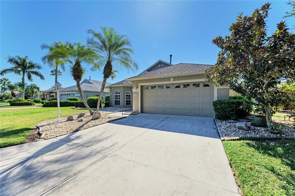 Activo con contrato: $450,000 (3 camas, 2 baños, 1657 Pies cuadrados)