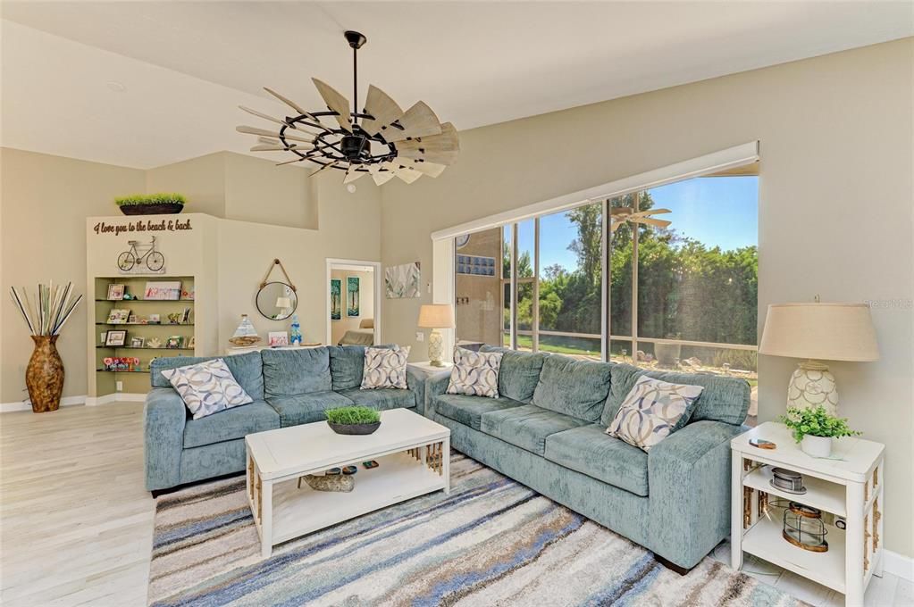 Activo con contrato: $450,000 (3 camas, 2 baños, 1657 Pies cuadrados)