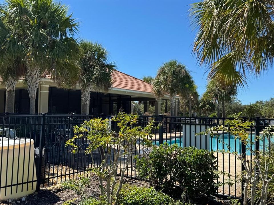 合同活跃: $3,000 (3 贝兹, 2 浴室, 1876 平方英尺)