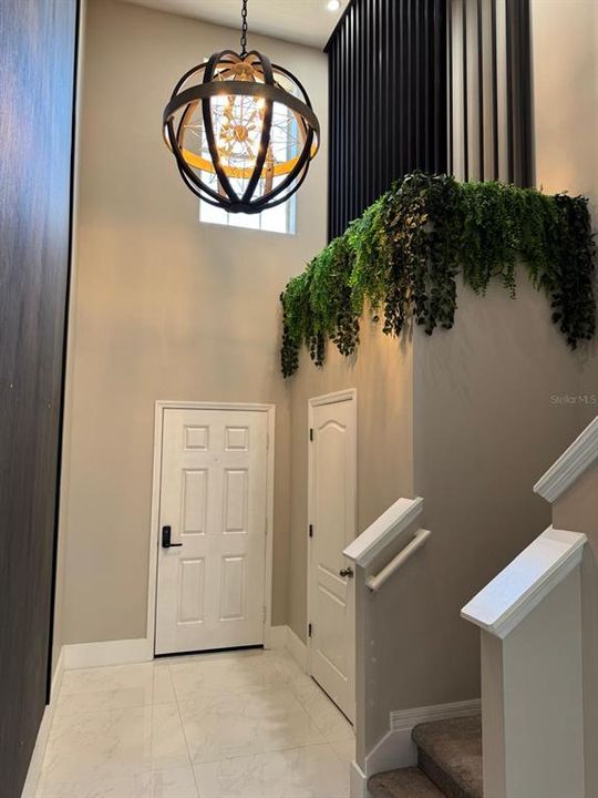 合同活跃: $3,000 (3 贝兹, 2 浴室, 1876 平方英尺)