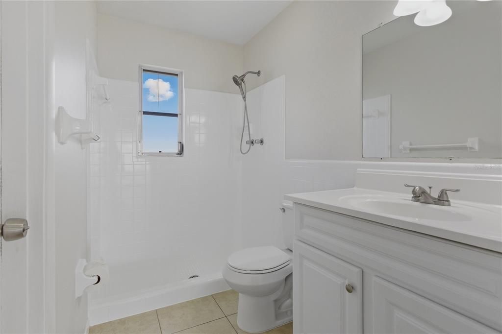 Active With Contract: $359,900 (3 beds, 2 baths, 1494 Square Feet)