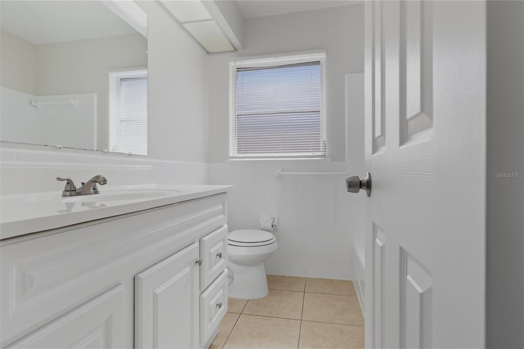 Active With Contract: $359,900 (3 beds, 2 baths, 1494 Square Feet)