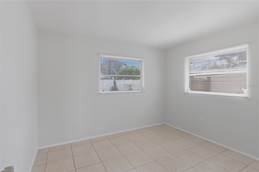 Active With Contract: $359,900 (3 beds, 2 baths, 1494 Square Feet)