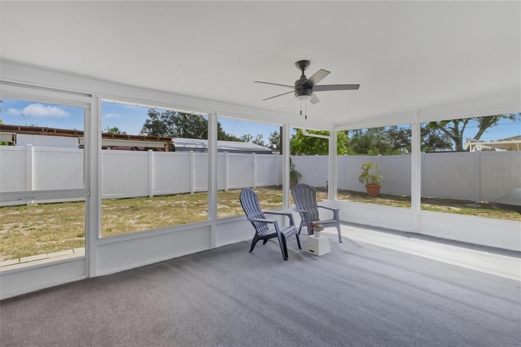 Active With Contract: $359,900 (3 beds, 2 baths, 1494 Square Feet)