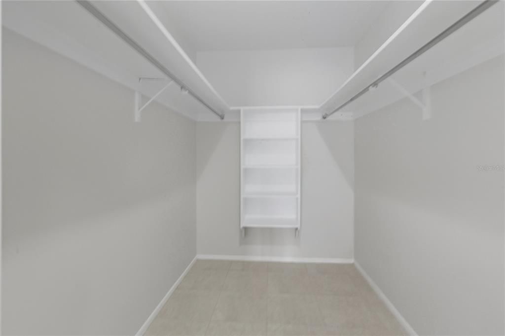 Active With Contract: $359,900 (3 beds, 2 baths, 1494 Square Feet)