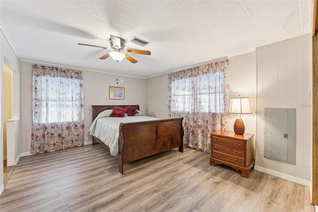 En Venta: $172,000 (2 camas, 2 baños, 1526 Pies cuadrados)