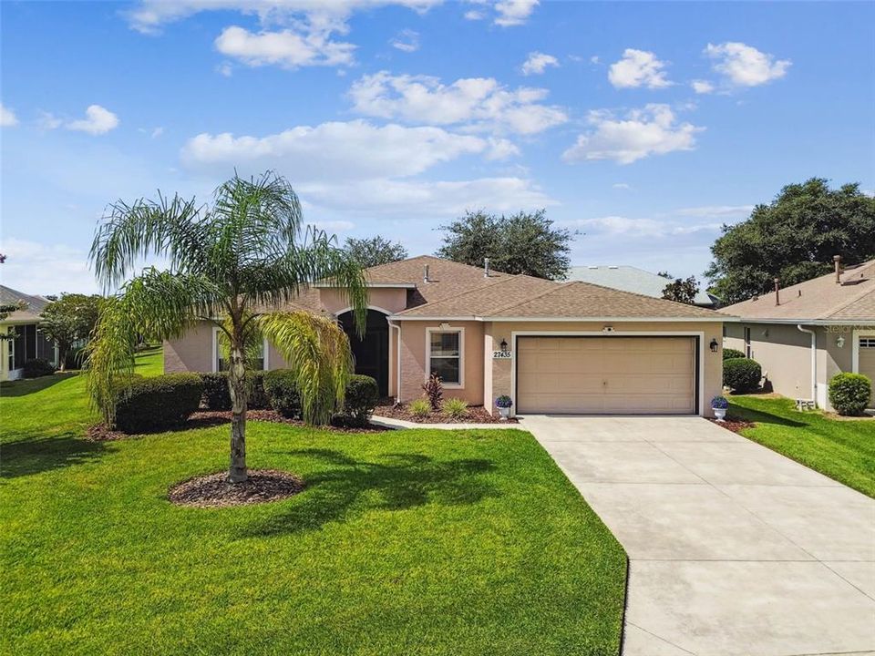 Active With Contract: $312,500 (3 beds, 2 baths, 1816 Square Feet)