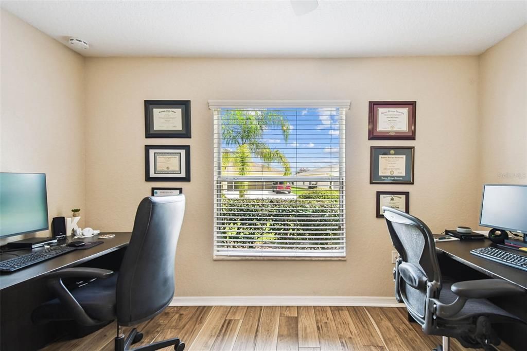 Active With Contract: $312,500 (3 beds, 2 baths, 1816 Square Feet)