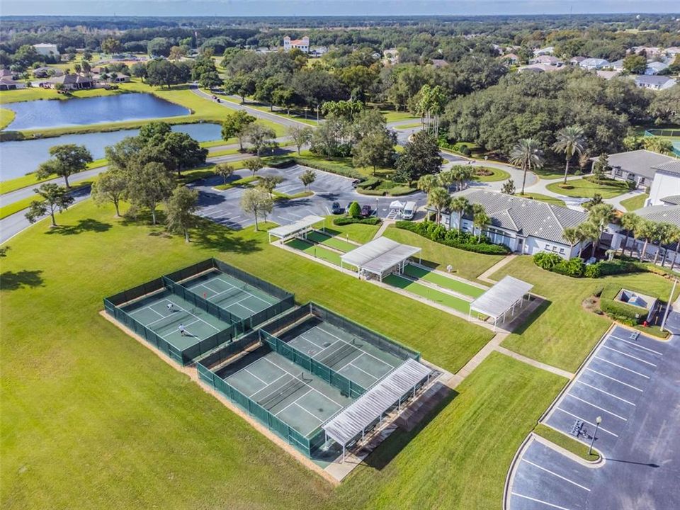 Active With Contract: $312,500 (3 beds, 2 baths, 1816 Square Feet)