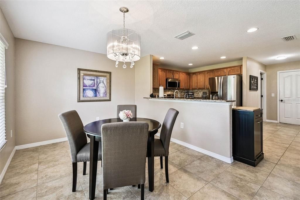 Active With Contract: $312,500 (3 beds, 2 baths, 1816 Square Feet)