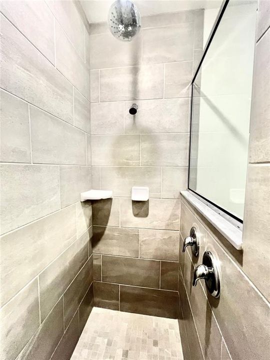 待售: $444,990 (4 贝兹, 3 浴室, 2338 平方英尺)