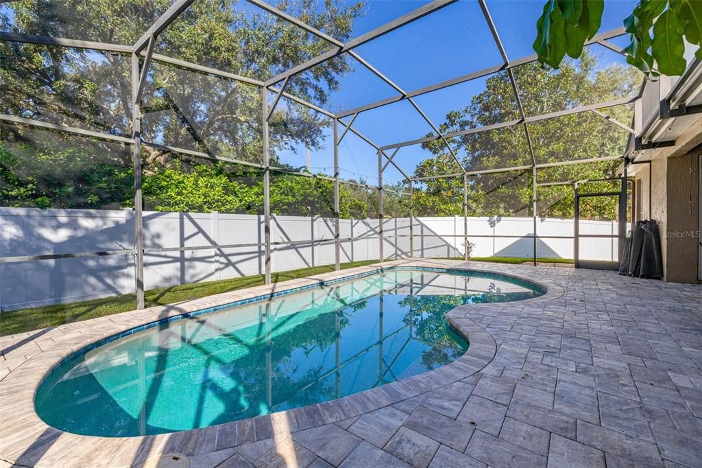 Под контрактом: $515,000 (3 спален, 2 ванн, 1673 Квадратных фут)