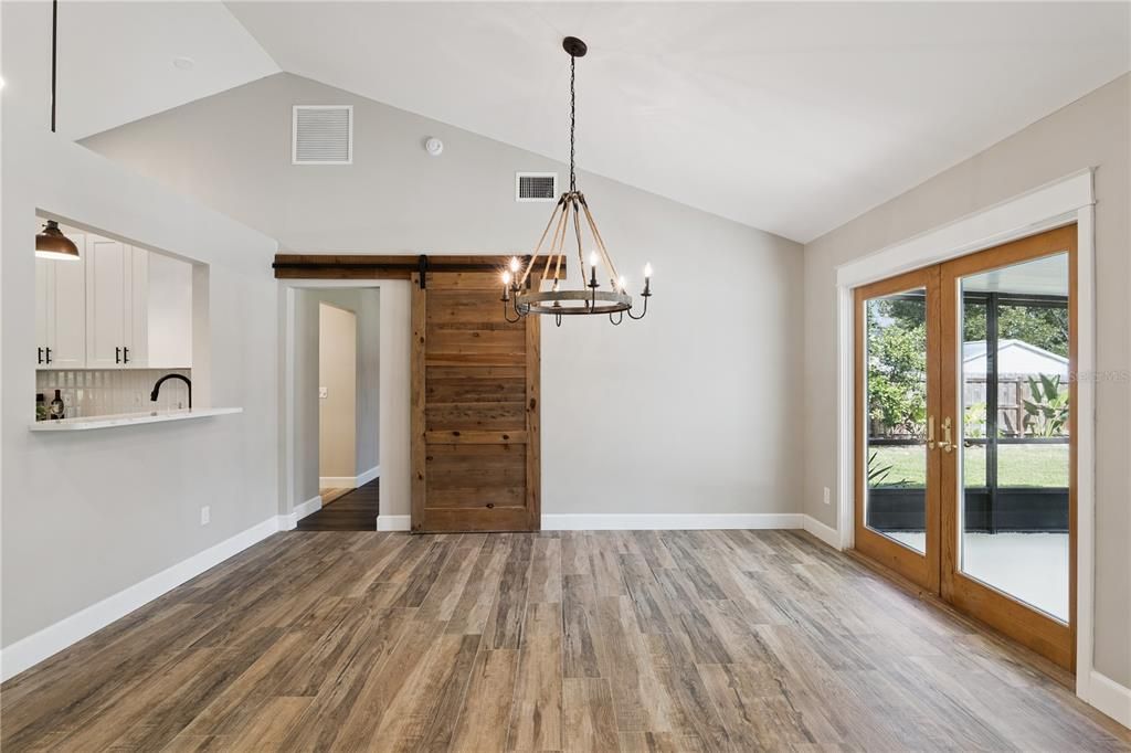 Active With Contract: $494,000 (3 beds, 3 baths, 1746 Square Feet)