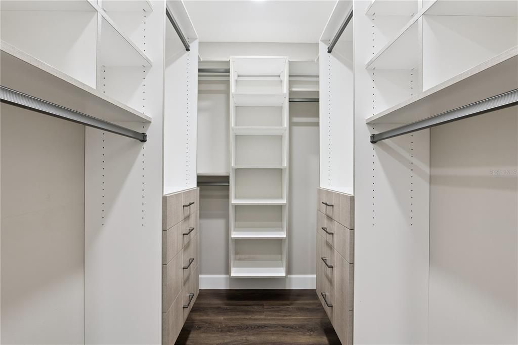 Active With Contract: $494,000 (3 beds, 3 baths, 1746 Square Feet)