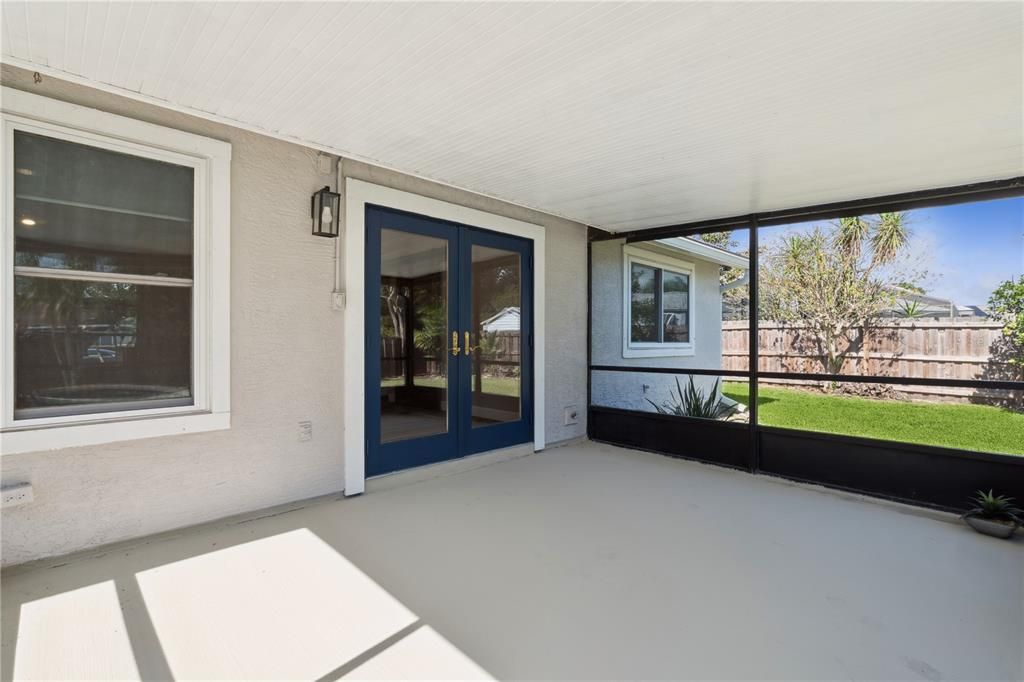 Active With Contract: $494,000 (3 beds, 3 baths, 1746 Square Feet)