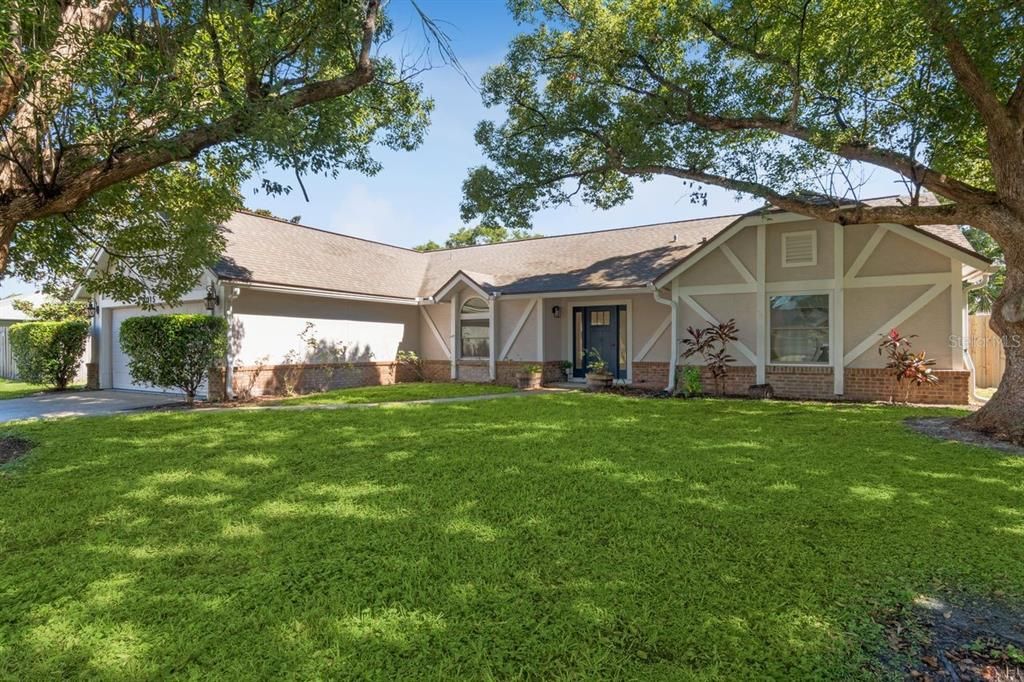 Active With Contract: $494,000 (3 beds, 3 baths, 1746 Square Feet)