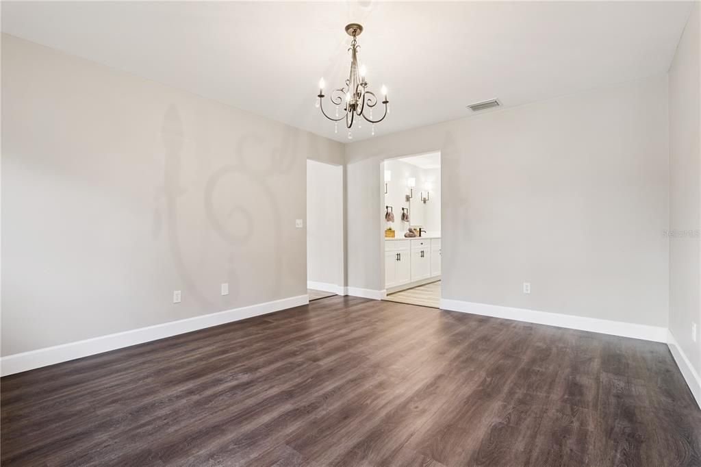 Active With Contract: $494,000 (3 beds, 3 baths, 1746 Square Feet)