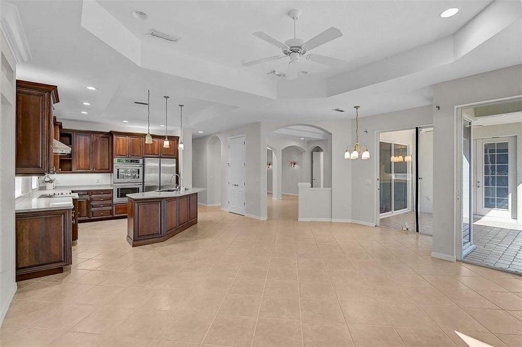 На продажу: $675,000 (4 спален, 3 ванн, 3151 Квадратных фут)