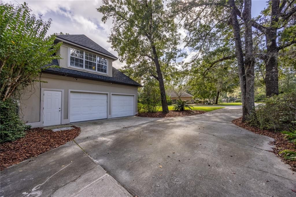 En Venta: $600,000 (4 camas, 2 baños, 2850 Pies cuadrados)