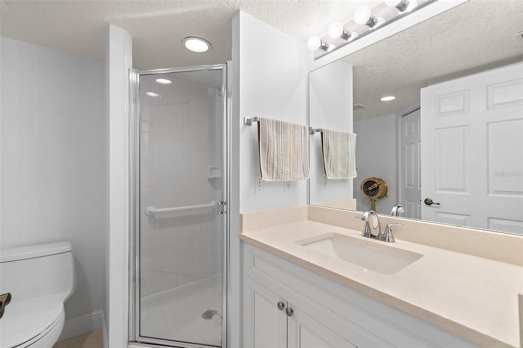 На продажу: $479,000 (2 спален, 2 ванн, 1725 Квадратных фут)