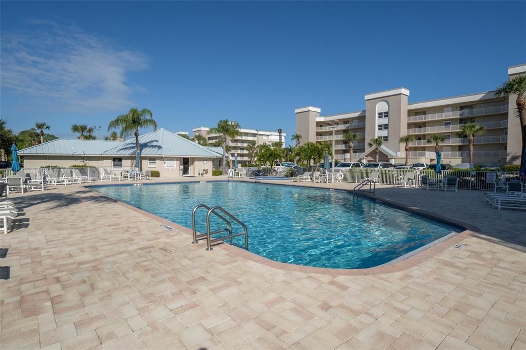 На продажу: $479,000 (2 спален, 2 ванн, 1725 Квадратных фут)