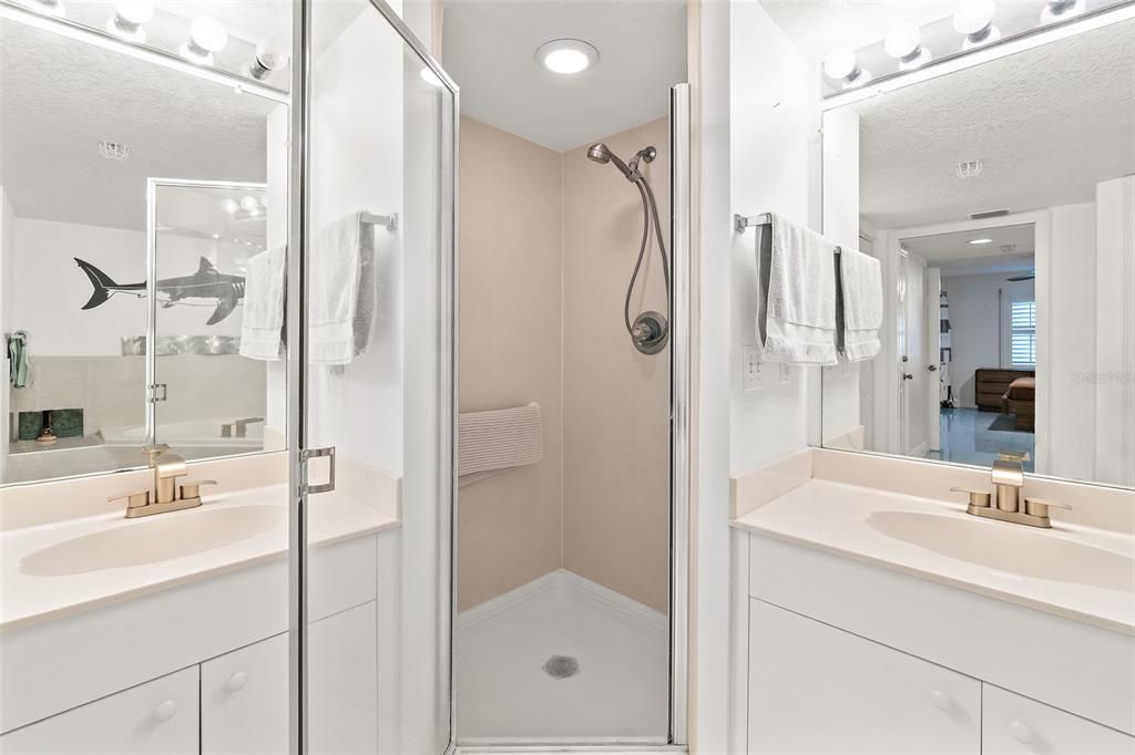 На продажу: $479,000 (2 спален, 2 ванн, 1725 Квадратных фут)