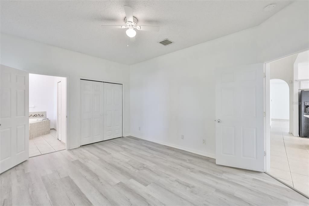 Active With Contract: $2,600 (4 beds, 2 baths, 1791 Square Feet)