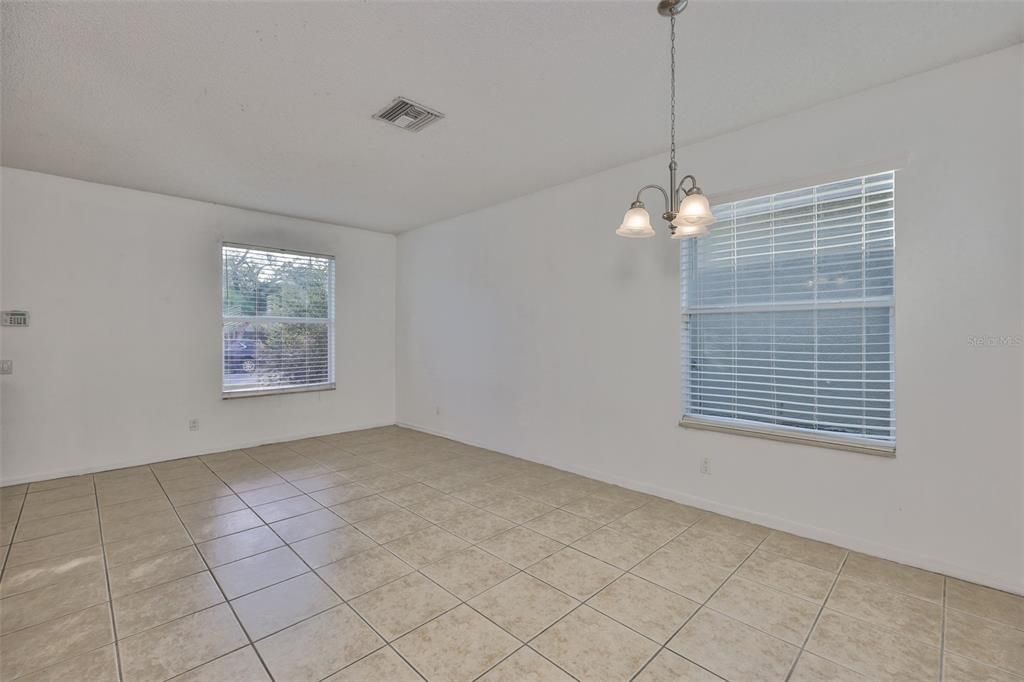 Active With Contract: $2,600 (4 beds, 2 baths, 1791 Square Feet)