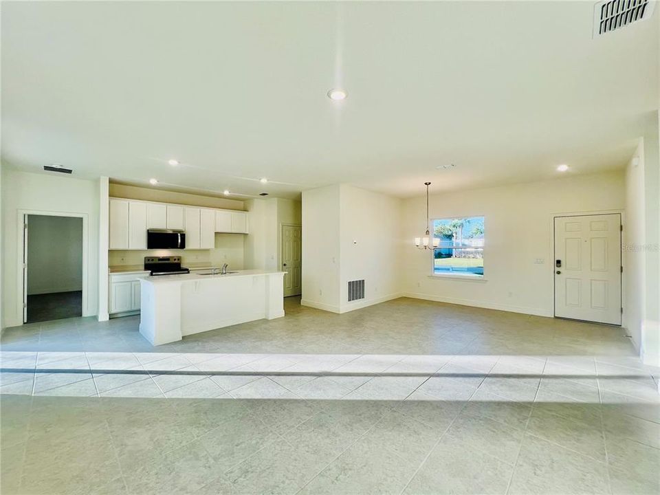 For Sale: $319,990 (3 beds, 2 baths, 1446 Square Feet)