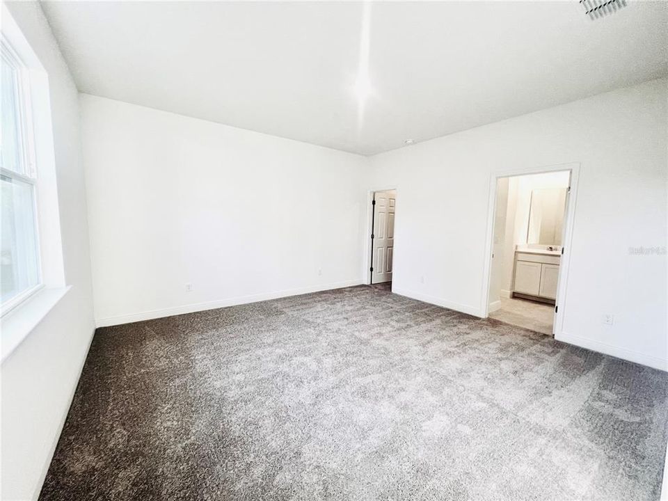 For Sale: $319,990 (3 beds, 2 baths, 1446 Square Feet)