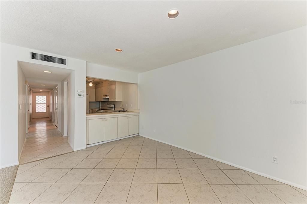 Activo con contrato: $950,000 (2 camas, 2 baños, 1188 Pies cuadrados)