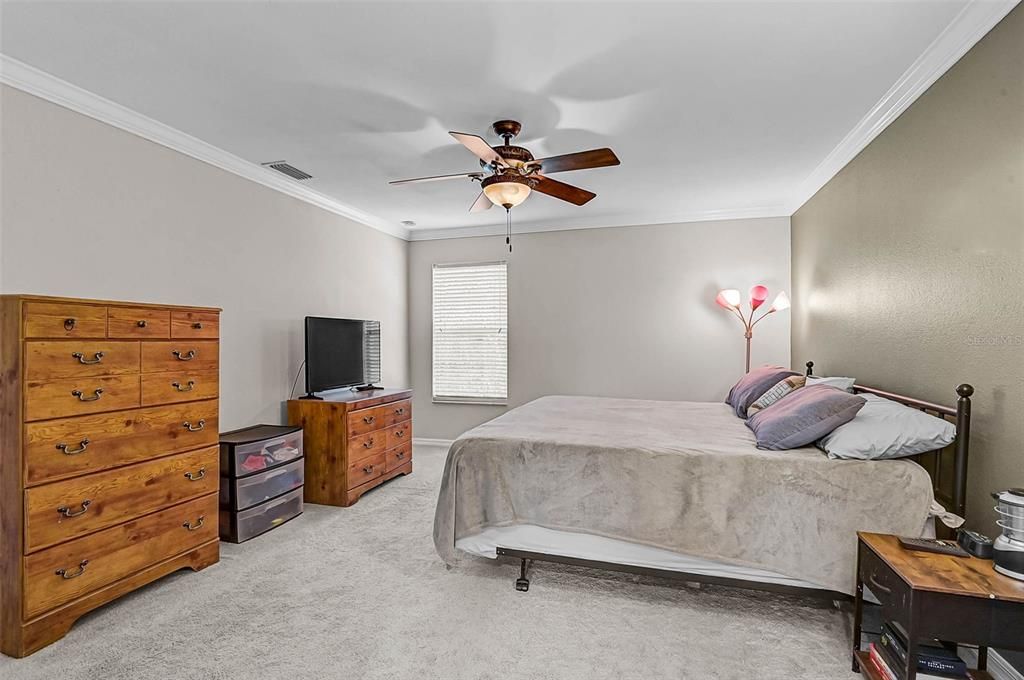 Active With Contract: $369,000 (4 beds, 2 baths, 2096 Square Feet)