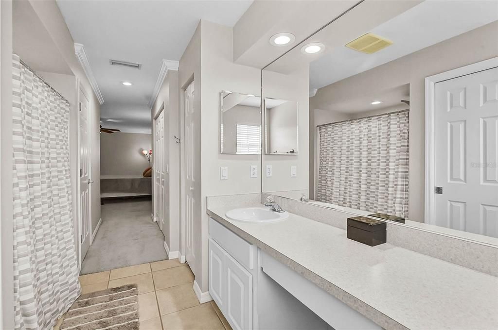 Active With Contract: $369,000 (4 beds, 2 baths, 2096 Square Feet)