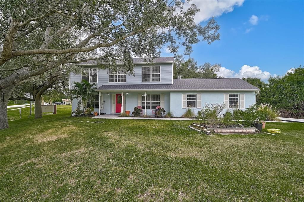 Active With Contract: $369,000 (4 beds, 2 baths, 2096 Square Feet)